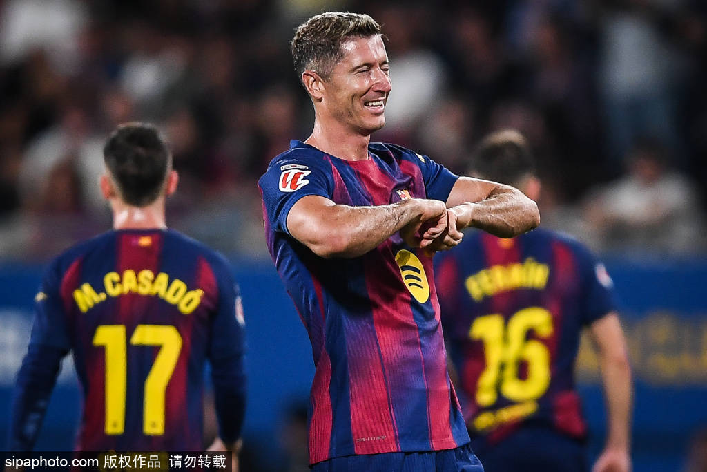 巴塞罗那门将乔安·加西亚手术成功：预计4-6周重返赛场